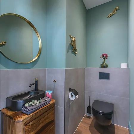 بيت ضيافة Gaestehof Cafe Im Schafstall